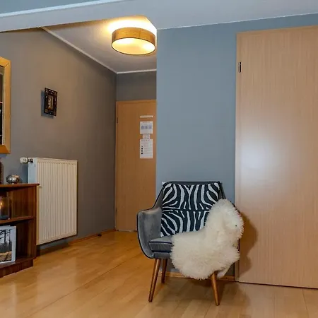 1br Downtown, 1min To Station, 5min To Rab